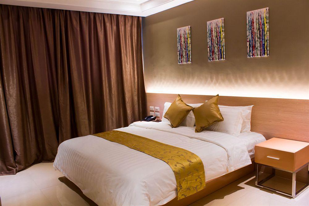 Dela Chambre Hotel Manila Exterior foto